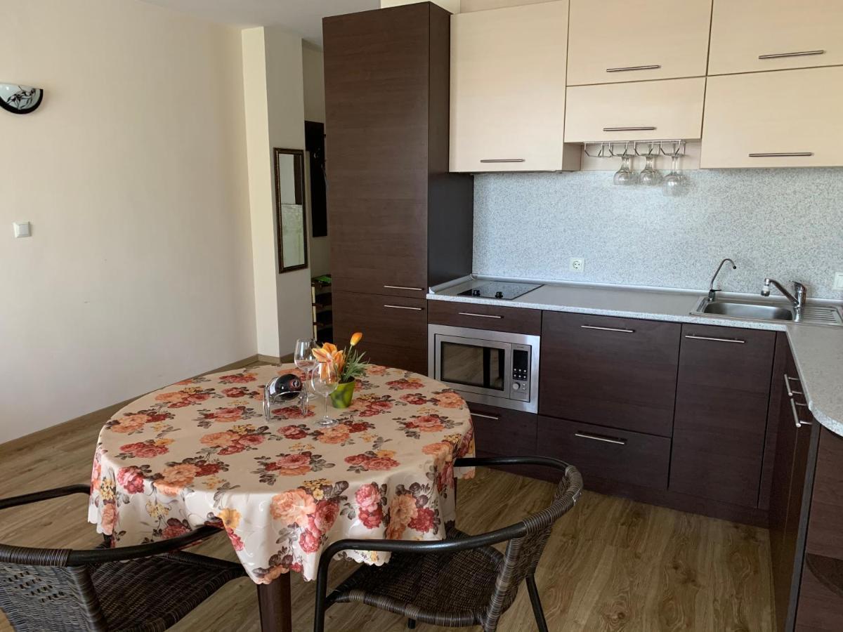 ביאלה Аппартамент Pines Beach Resort מראה חיצוני תמונה