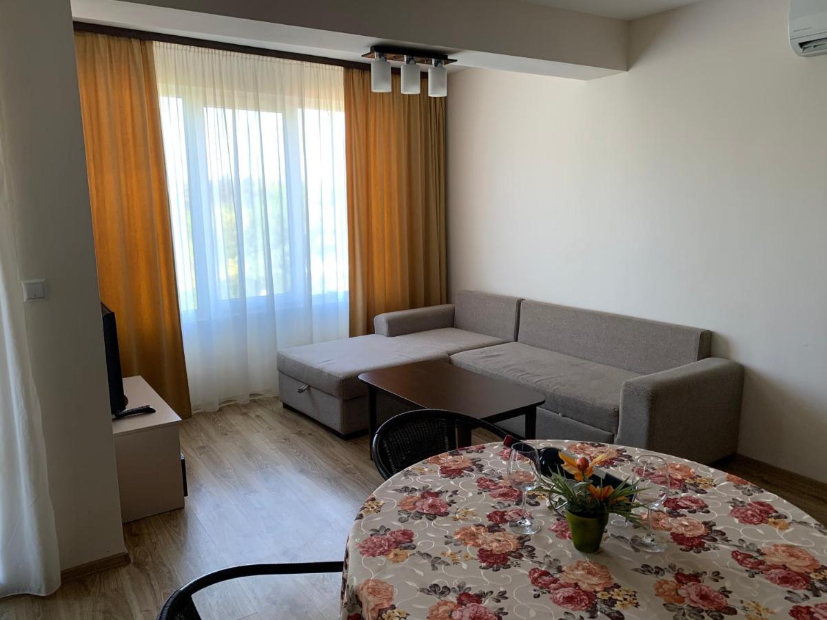 ביאלה Аппартамент Pines Beach Resort מראה חיצוני תמונה