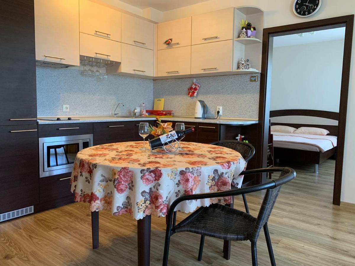 ביאלה Аппартамент Pines Beach Resort מראה חיצוני תמונה